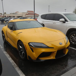 Meet your Posher, Emanuel